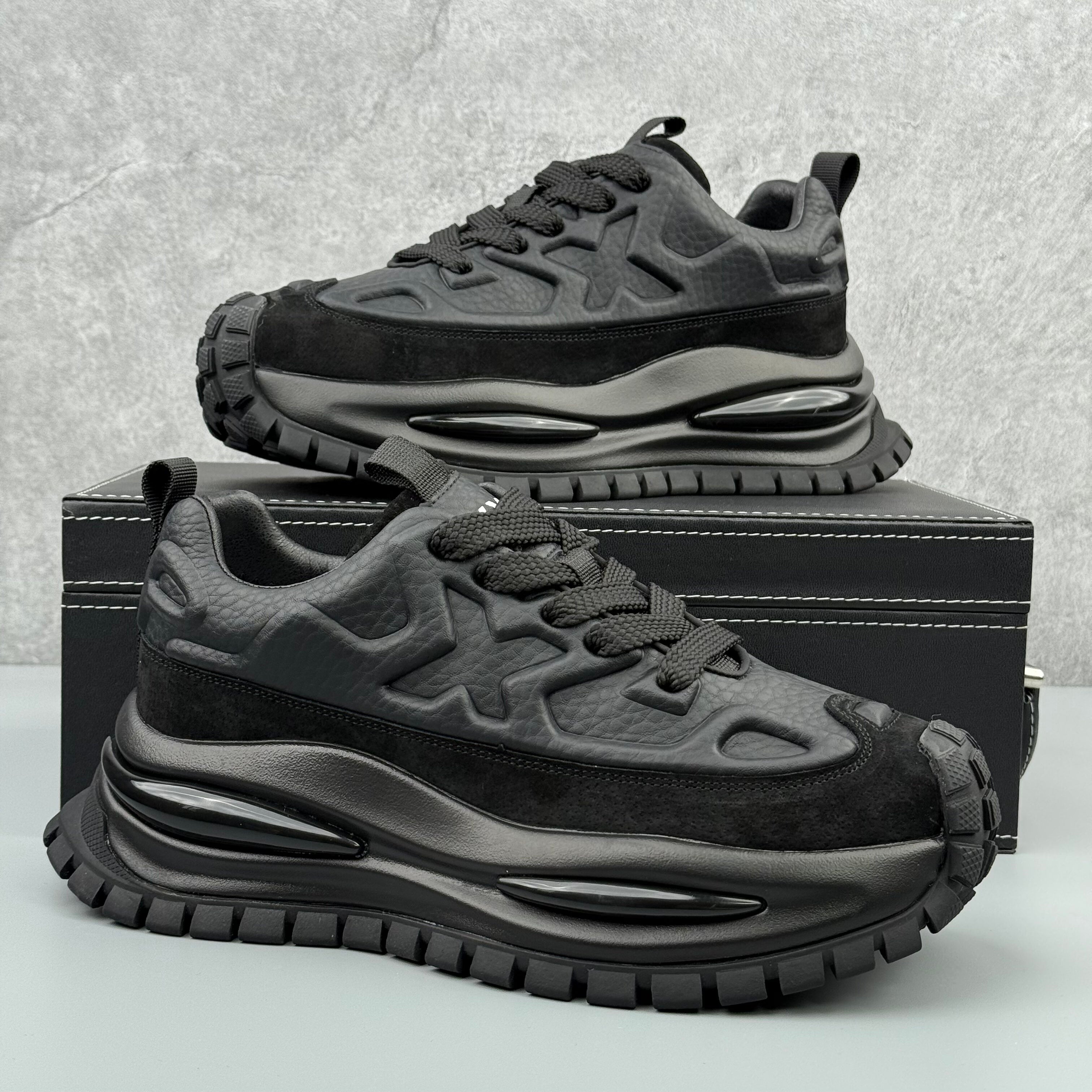 Hybriss GelCore Black– PU & Mesh Dad Shoes