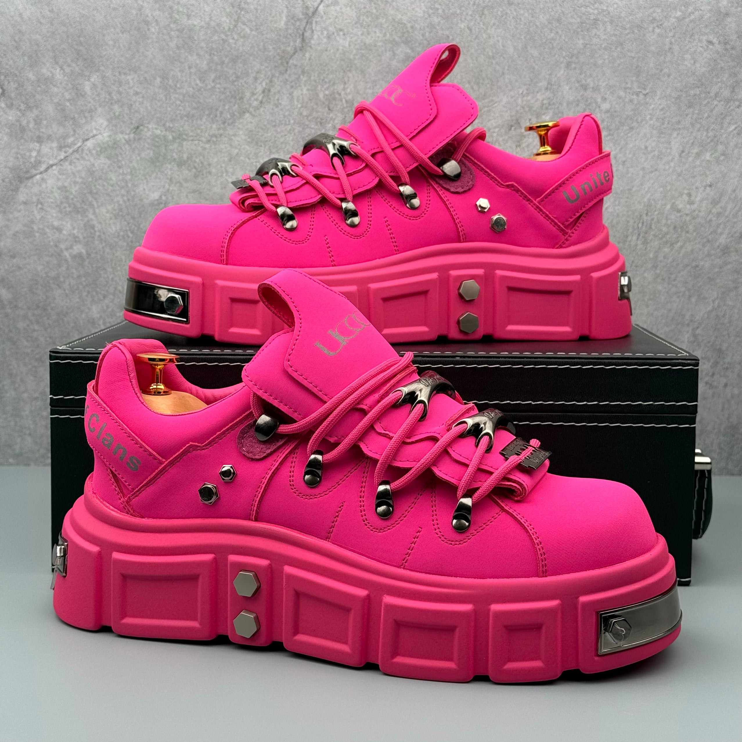 Hybriss Cabuncci PunkWeave Dragon Fruit– Punk Sneakers