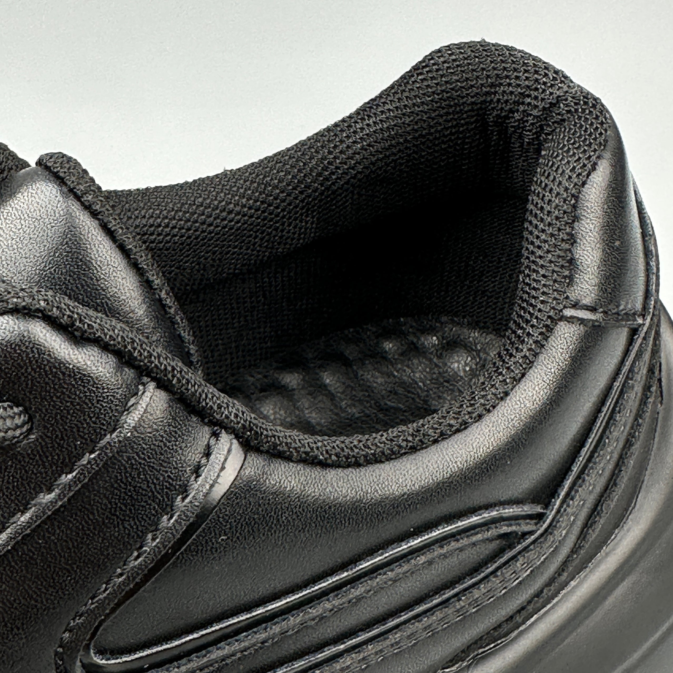 Hybriss Leisure Rise Black– Casual Leather Shoes