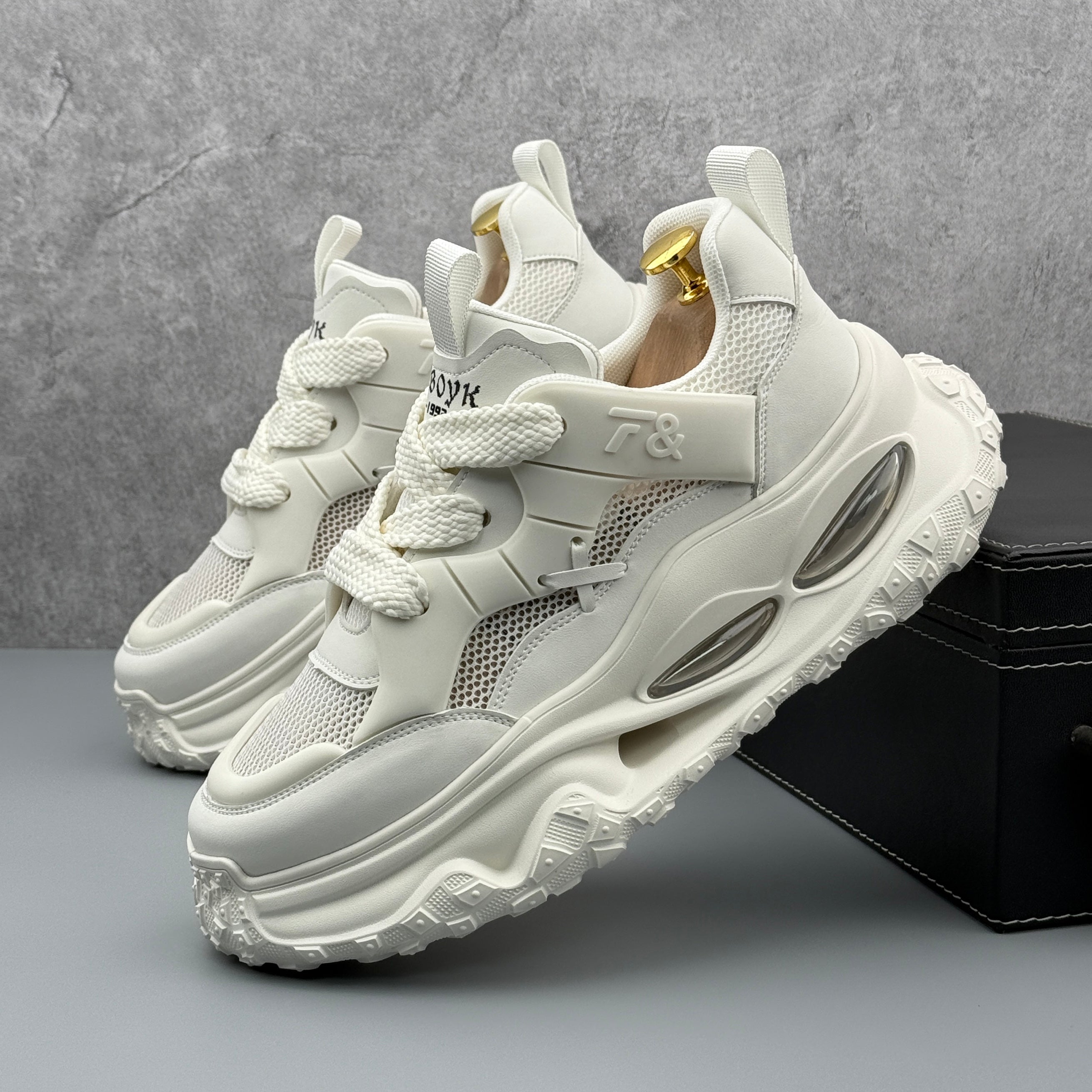 Hybriss WeaveAir White– Youth Sports & Casual Shoes