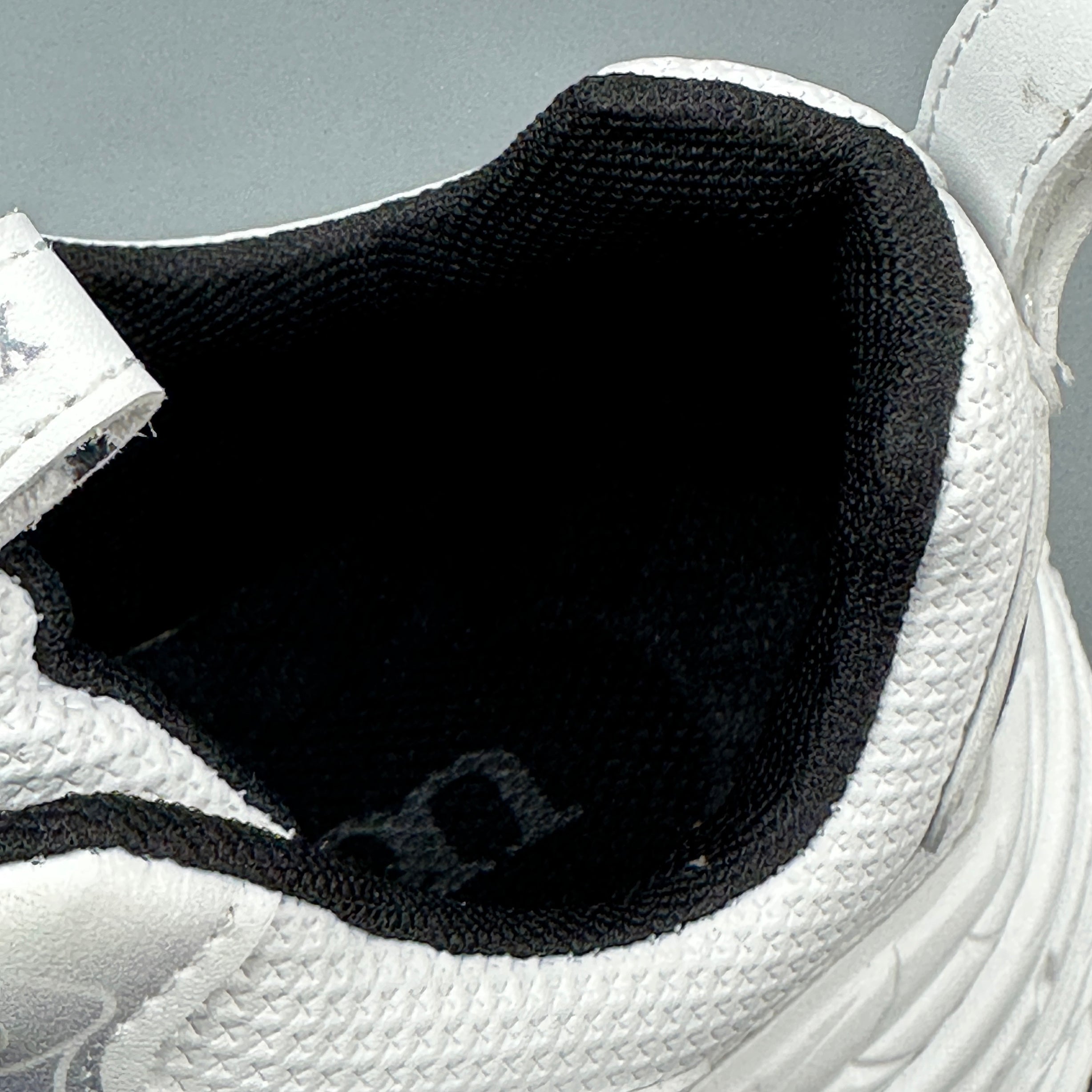 Hybriss ElevateMesh White– Youth Dad Shoes