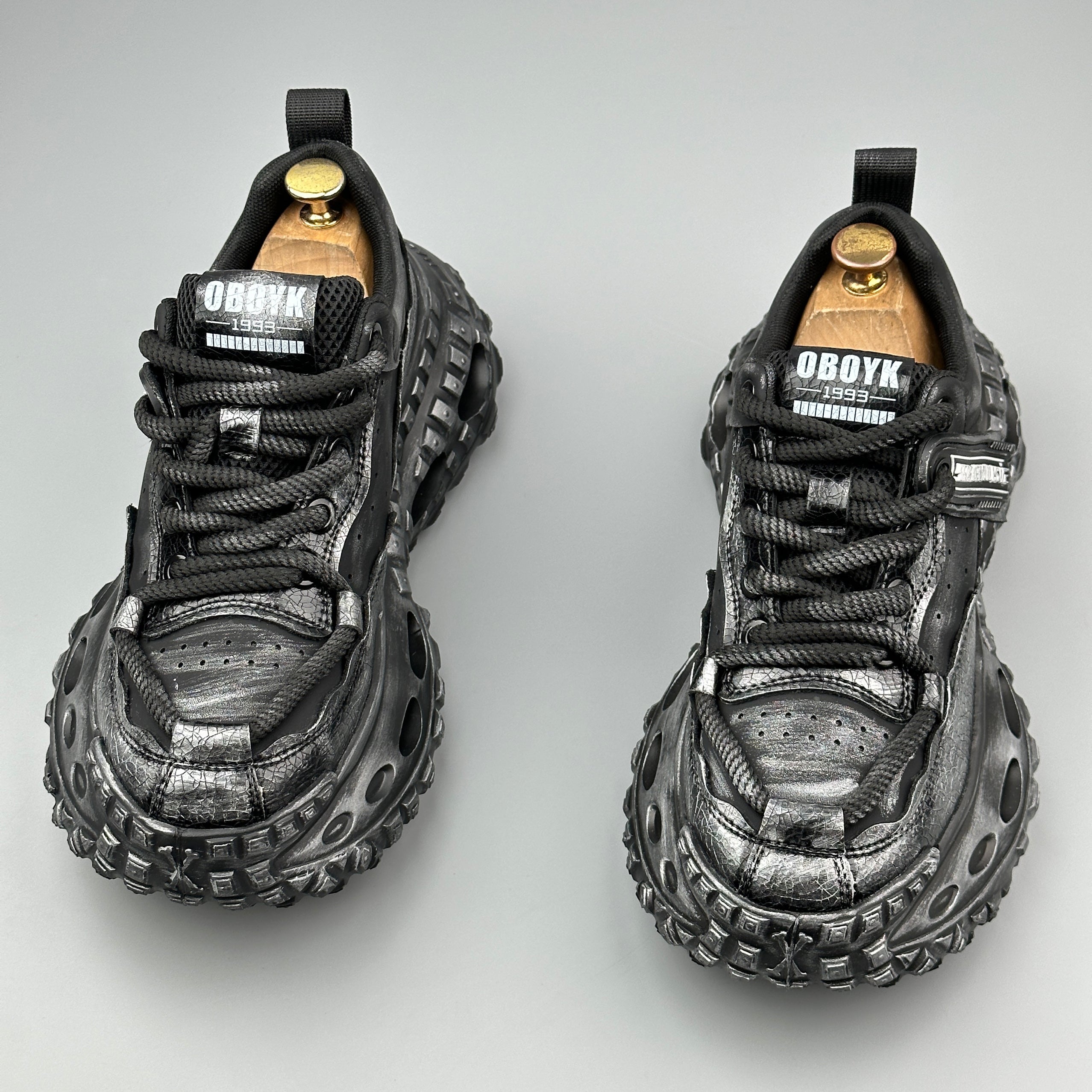 Hybriss RetroRise Black– Youth Retro Dad Shoes