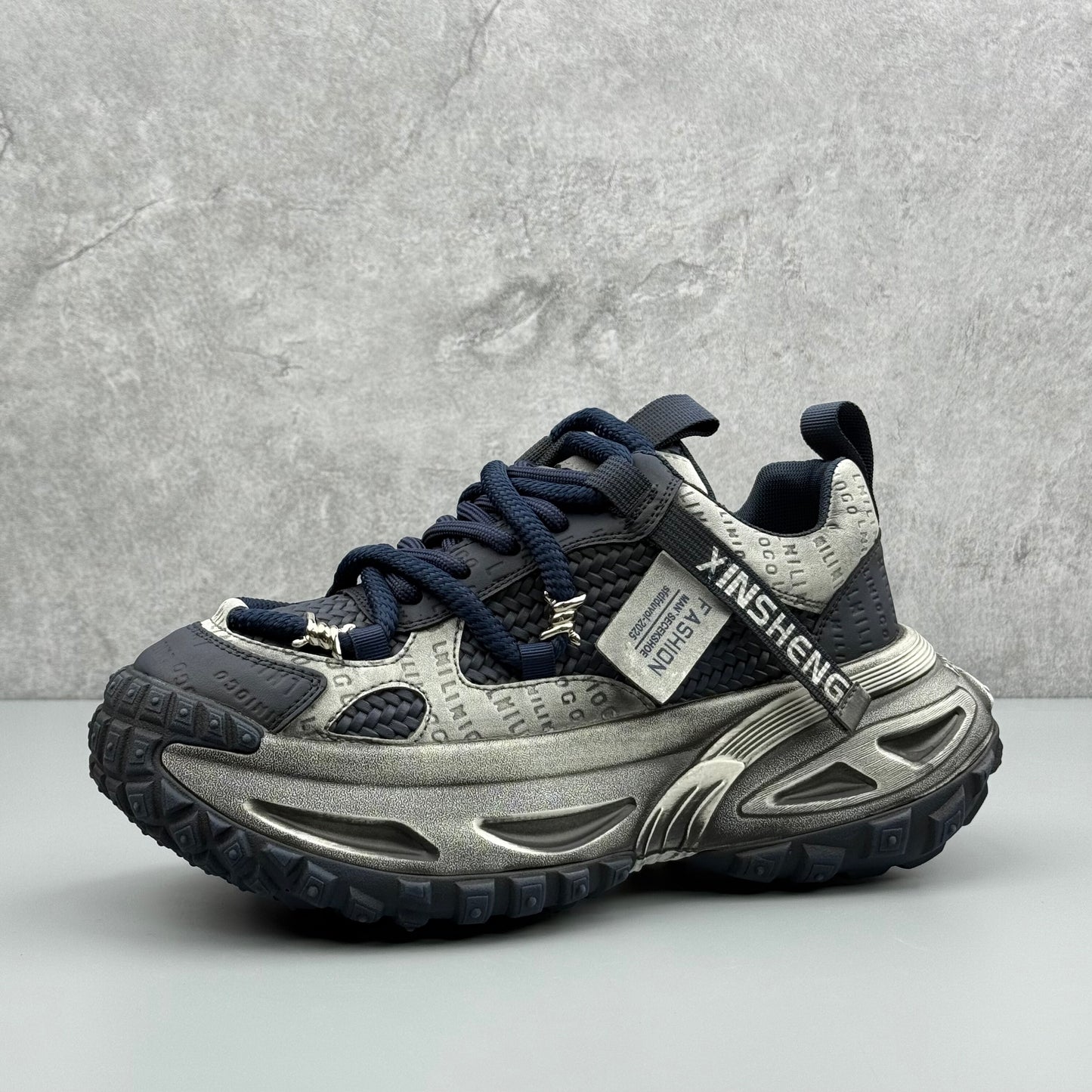 Hybriss MECHA-X Distressed Chunky