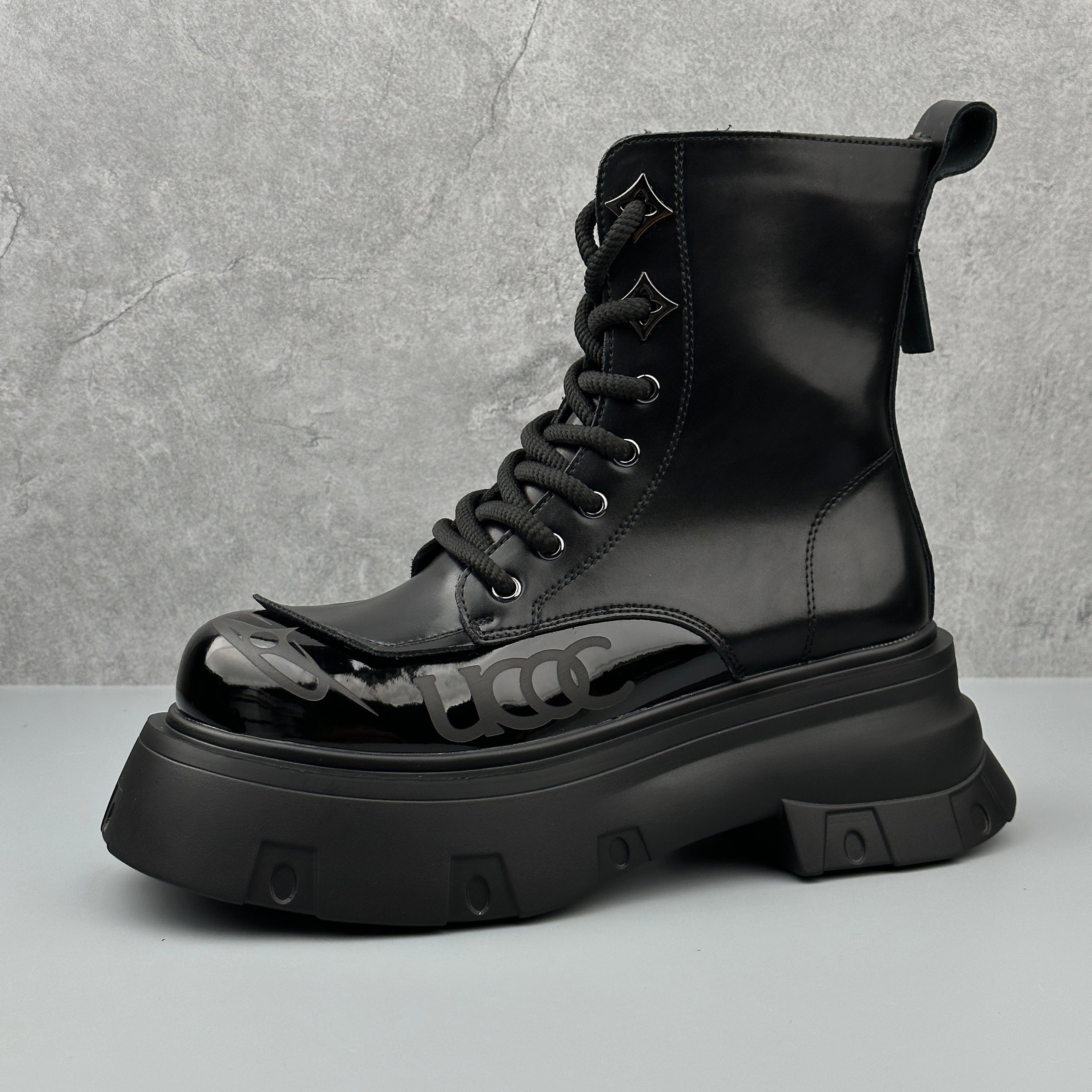 Hybriss Sentinel– Mid-Ankle Martin Boots
