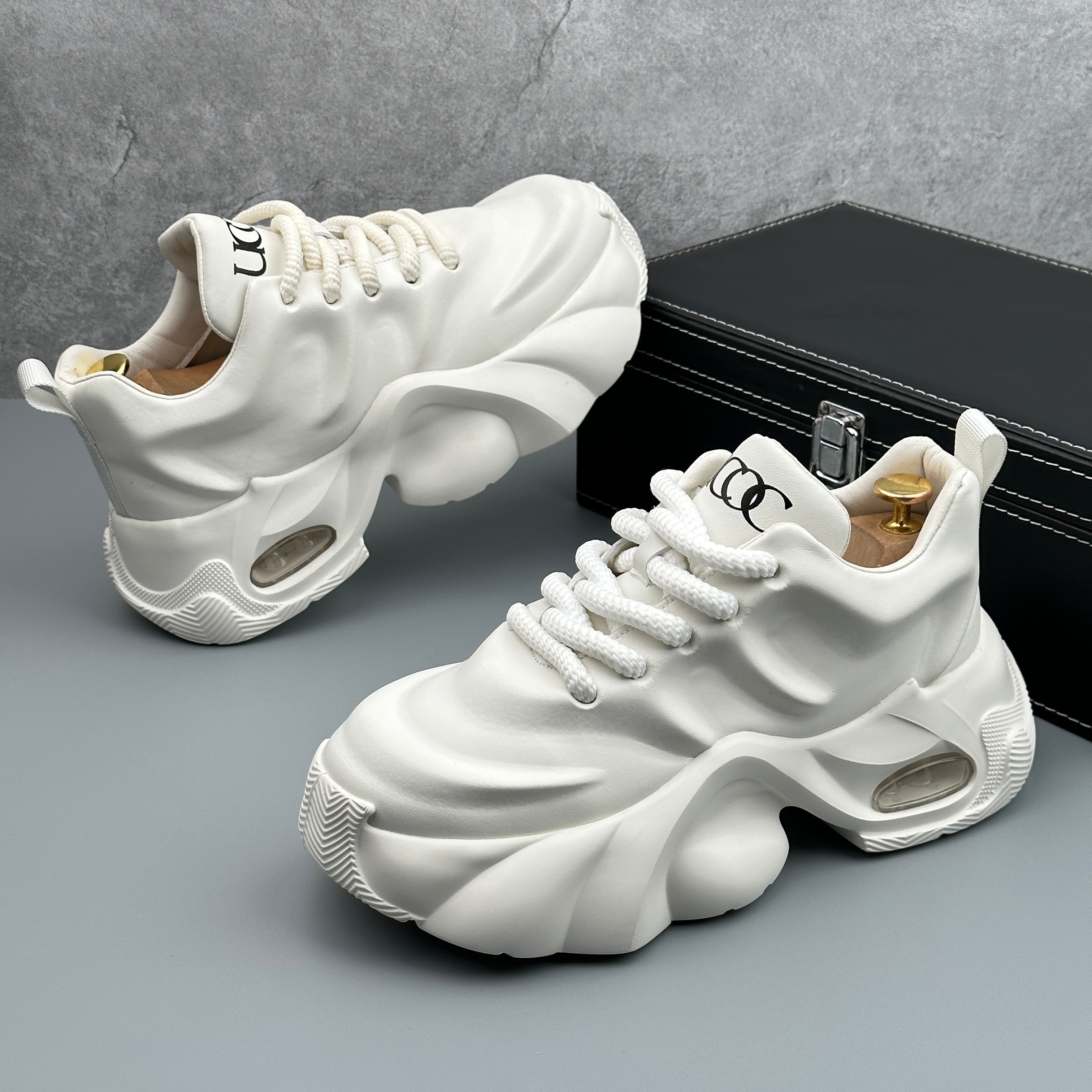 Hybriss Cabuncci Elevare White– Youth Dad Shoes