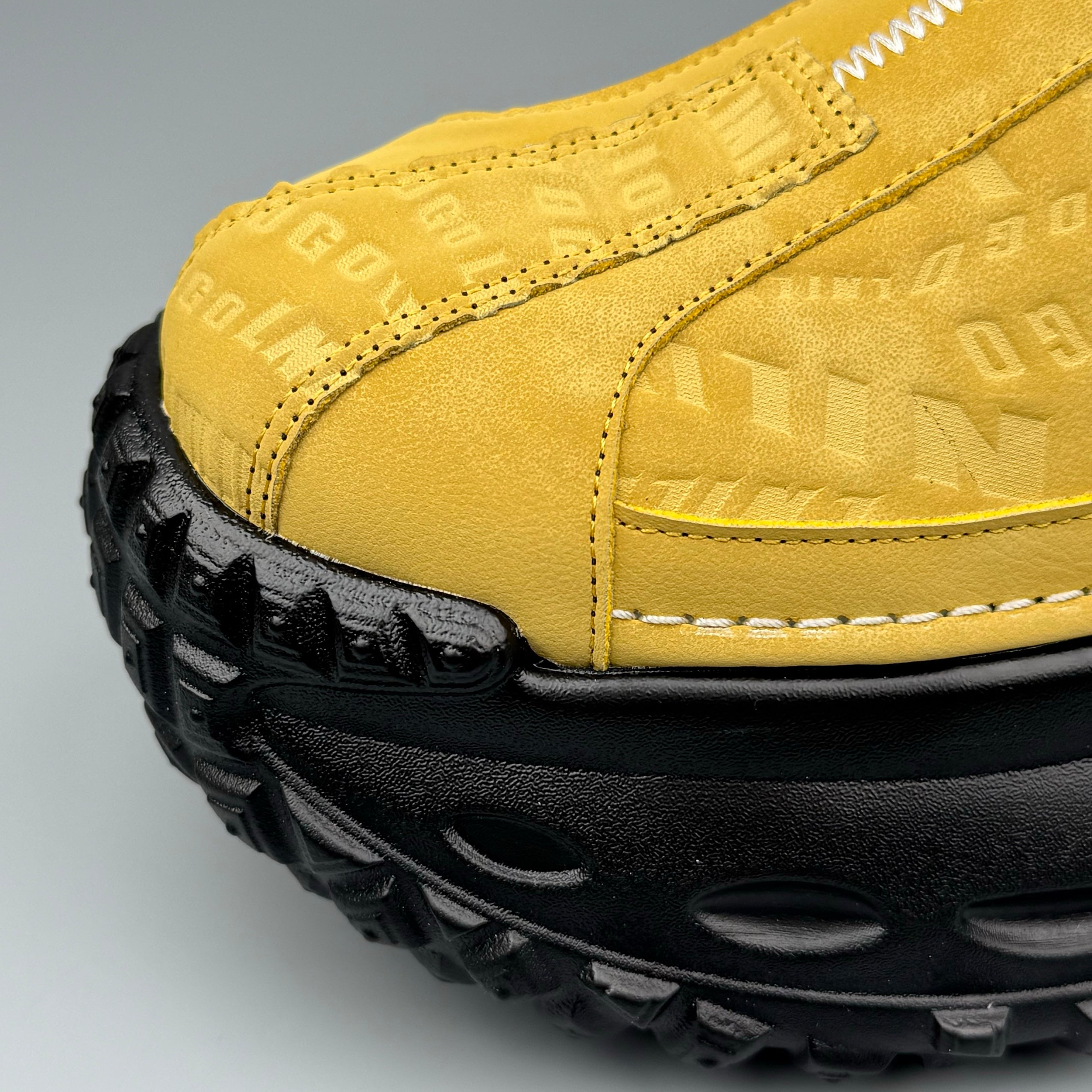 Hybriss Axis – Nubuk Chelsea Boots