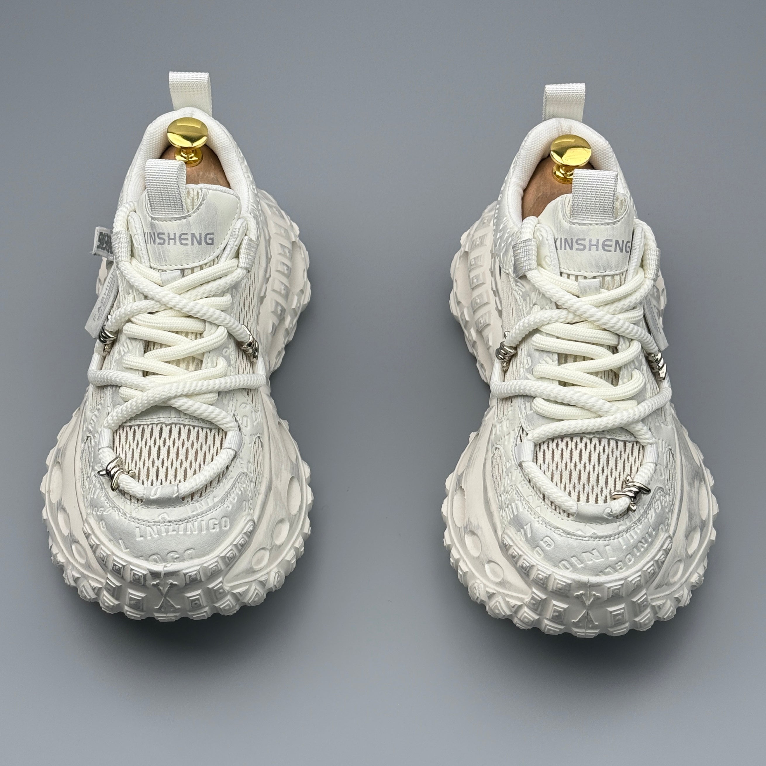 Hybriss UCOC ThreadRise White– Retro Dad Shoes