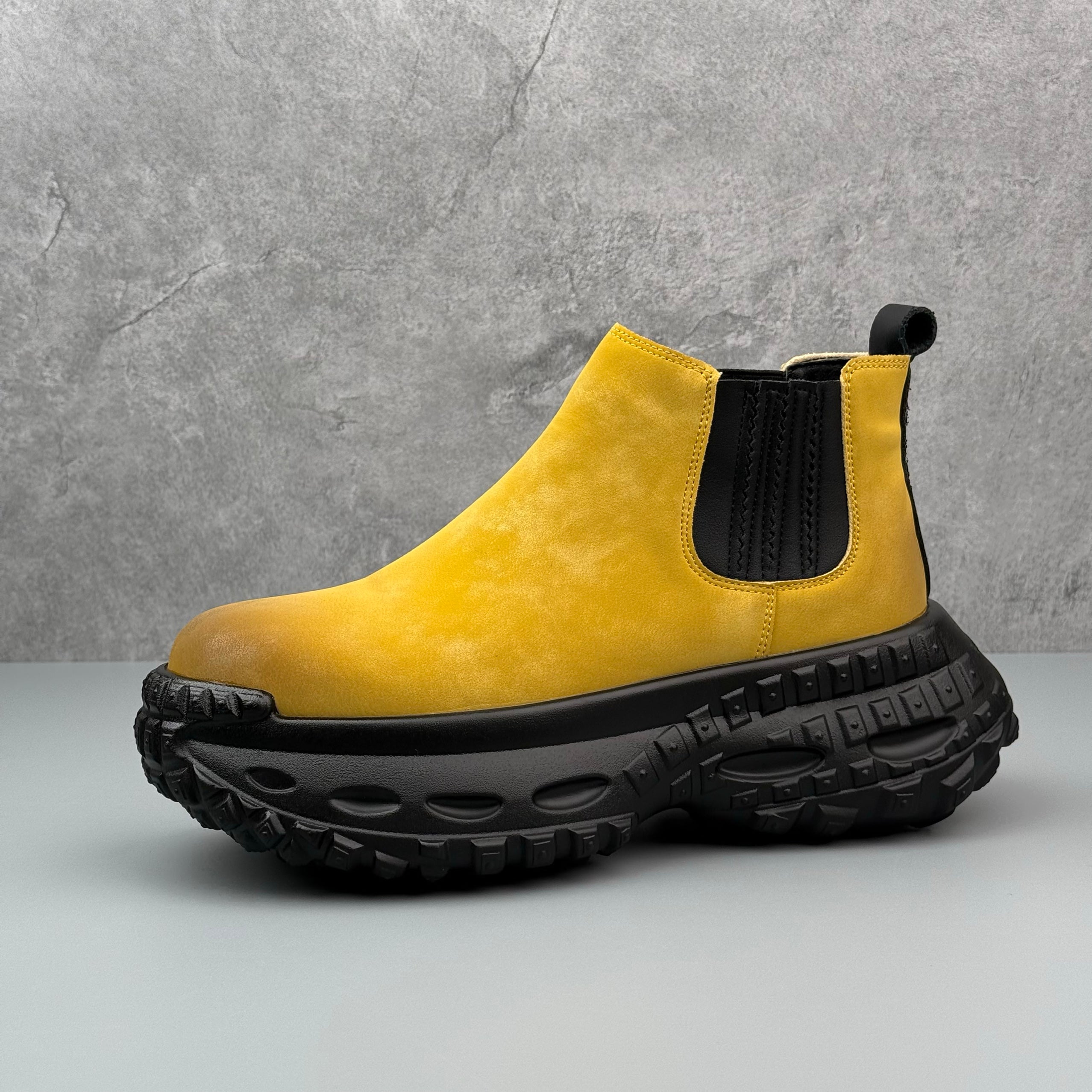 Hybriss Titan– Retro Futuristik Martin Boots