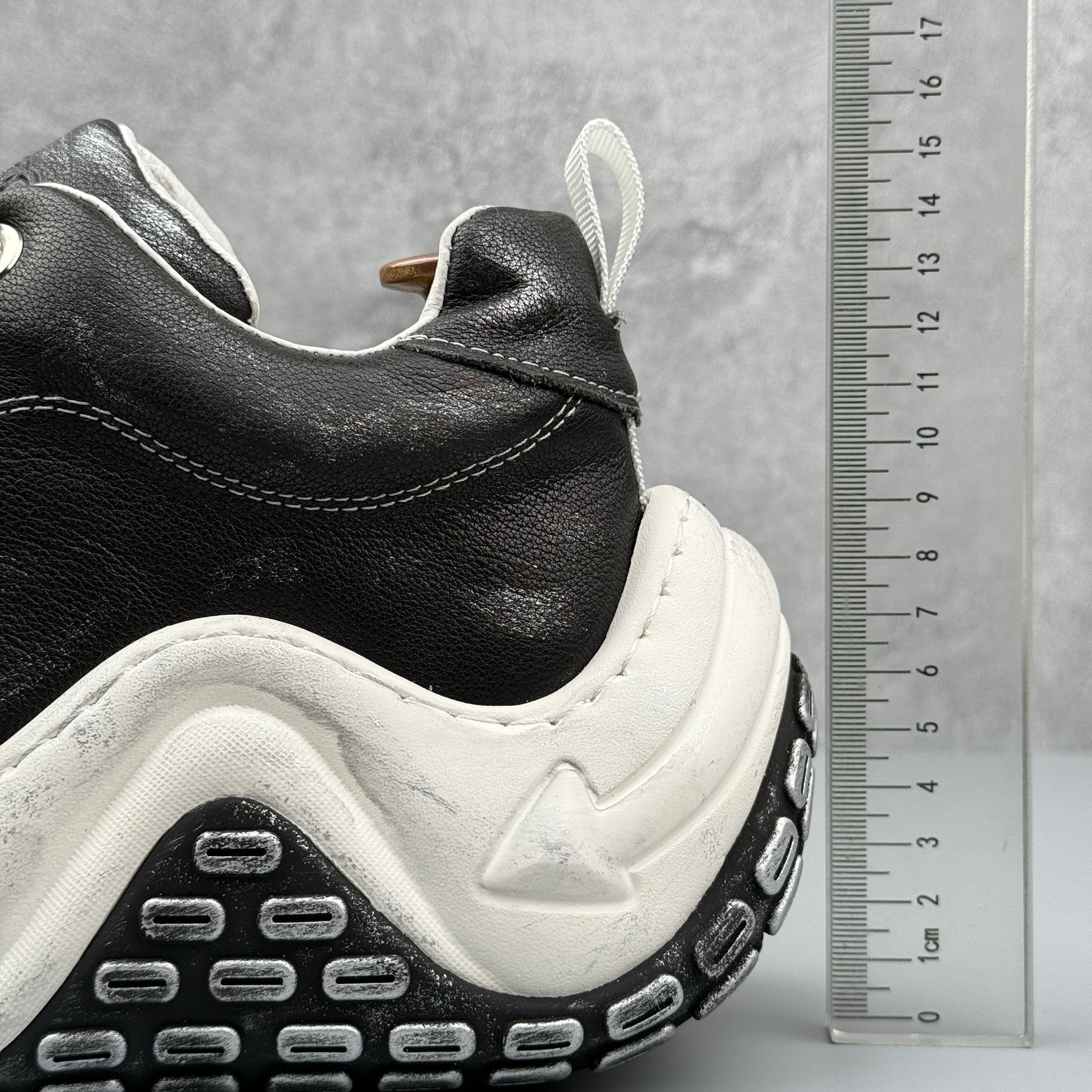 Hybriss RubbedCore Black– Leather Dad Shoes