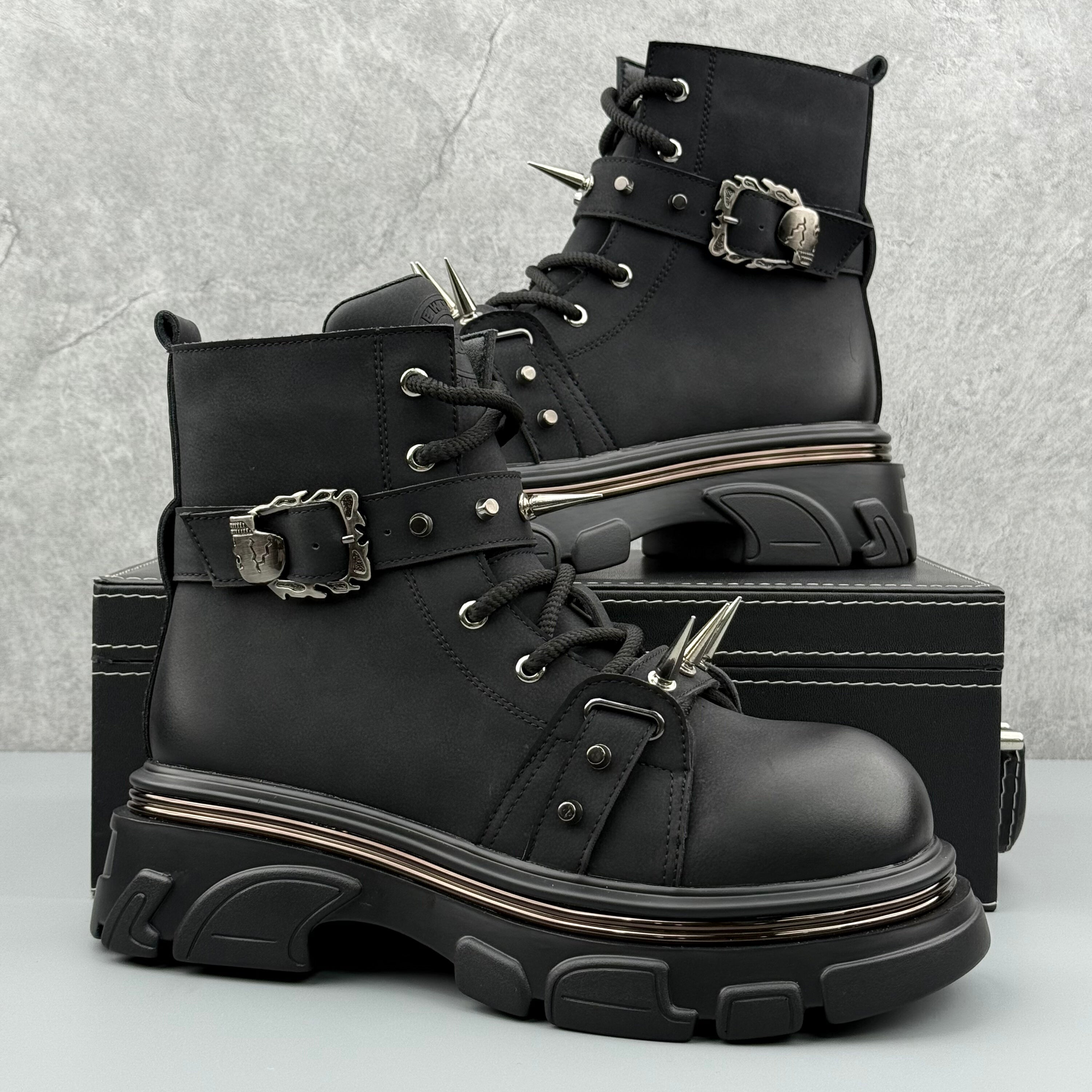 Hybriss Rampart– Retro Silber Martin Boots