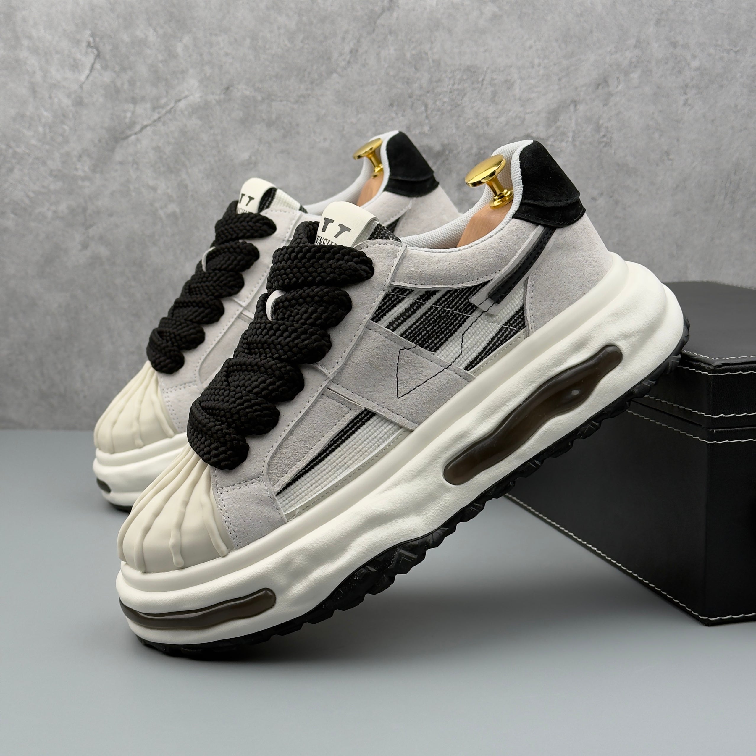 Hybriss Vnnsijie TrendLift White– Youth Sneakers