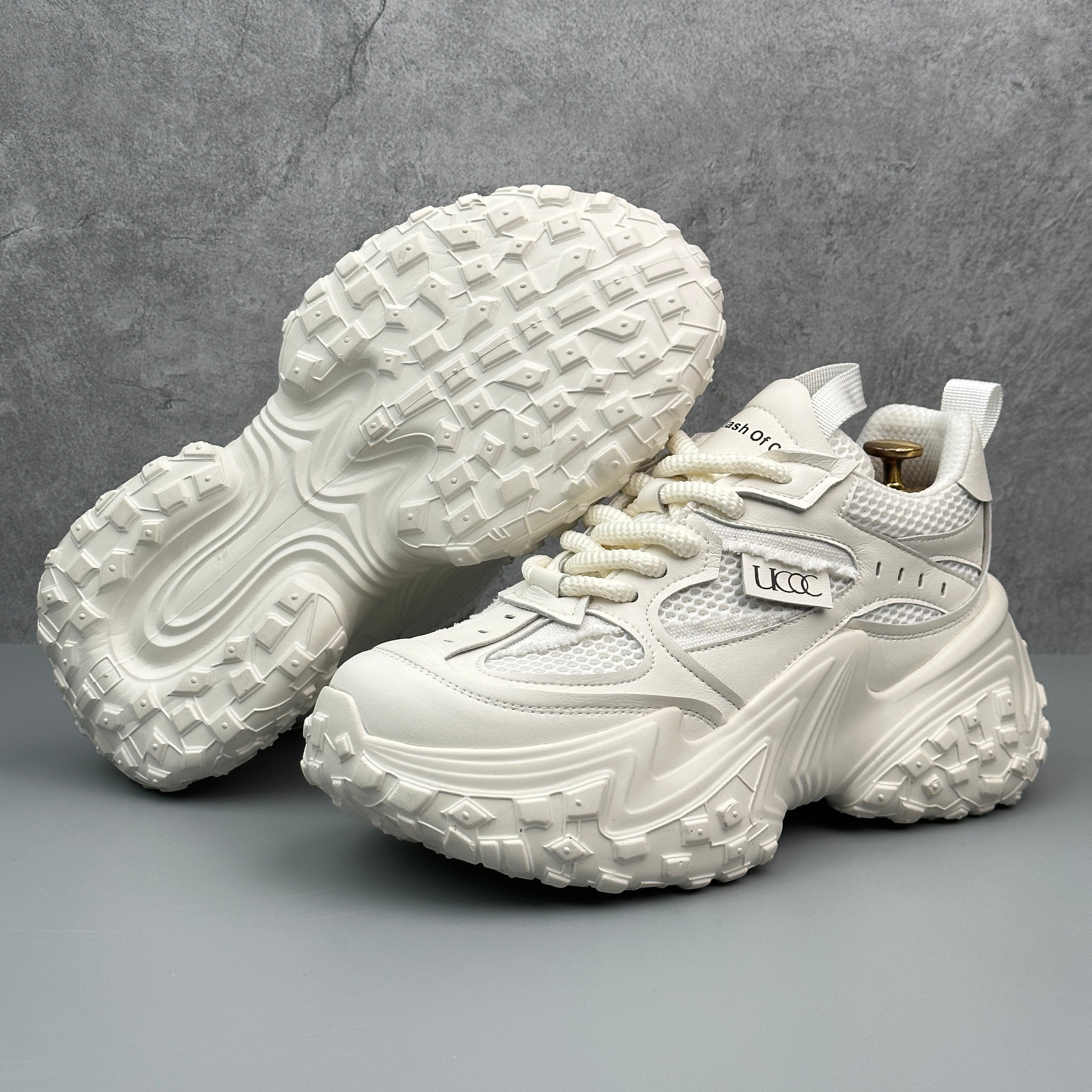 Hybriss SportStitchUp White– Youthful Dad Shoes