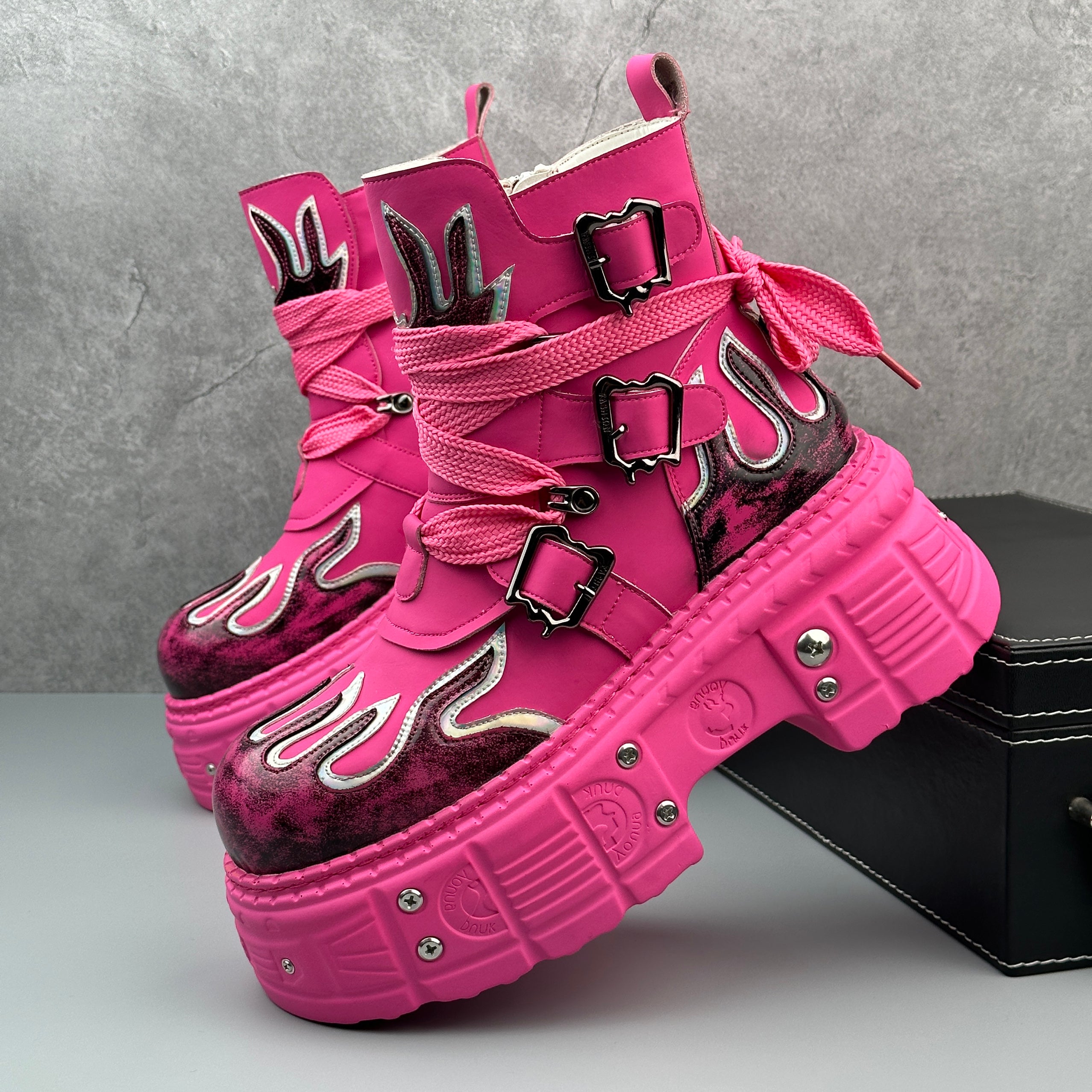 Hybriss Havoc – Punk Cargo Boots