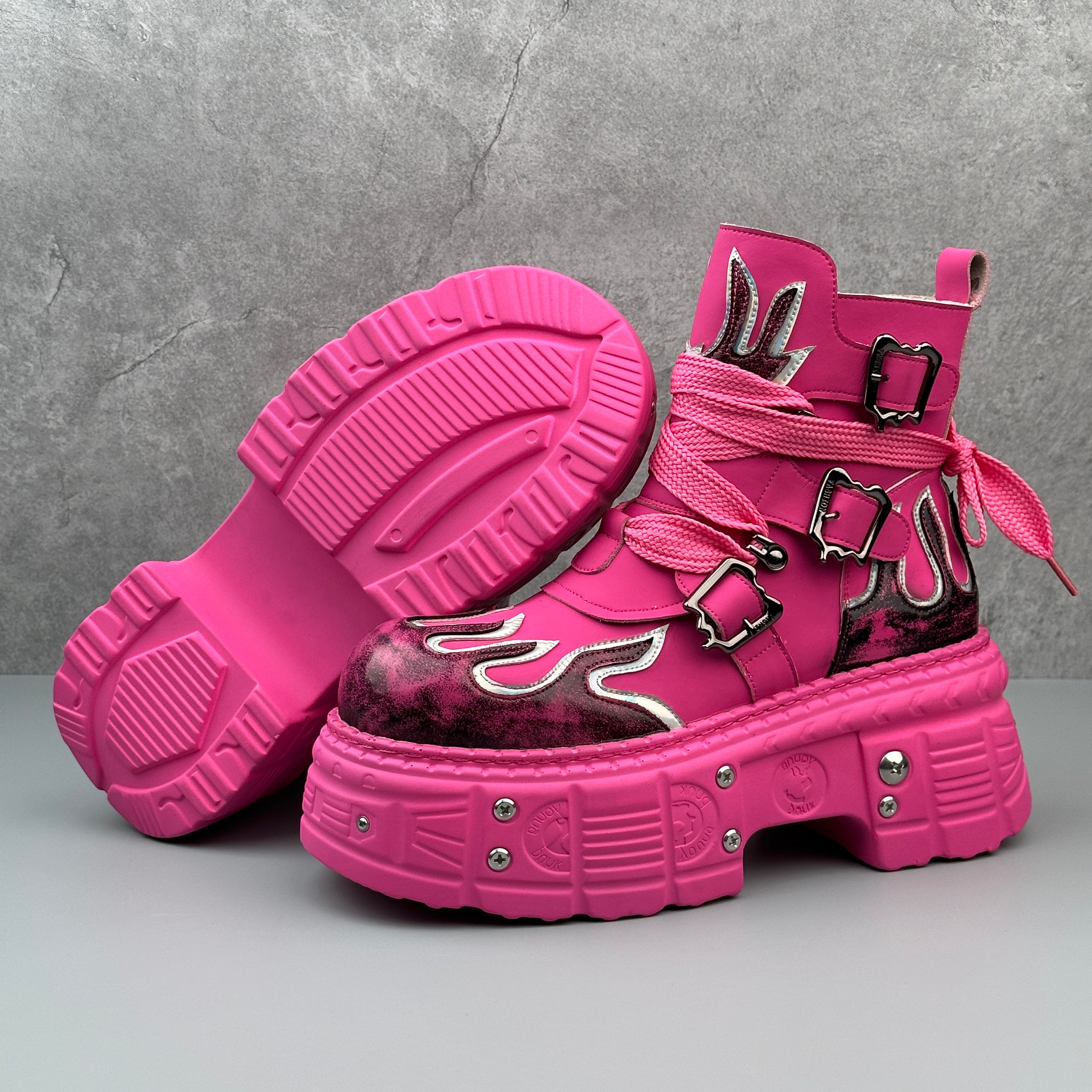 Hybriss Havoc – Punk Cargo Boots