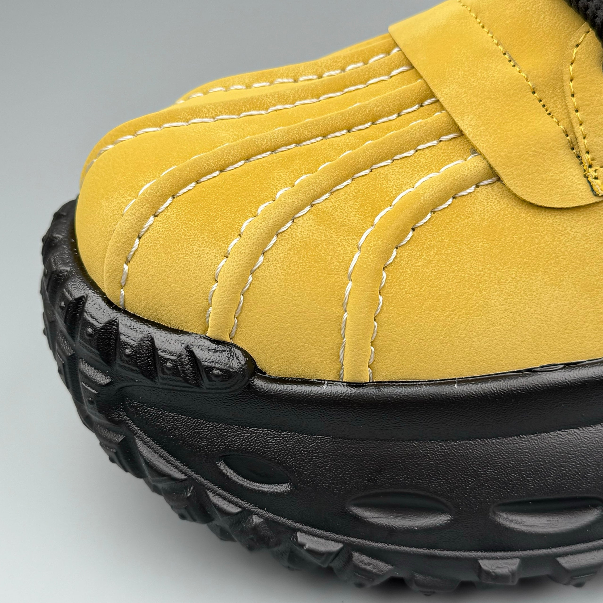 Hybriss Monolith – Retro Futuristik Martin Boots