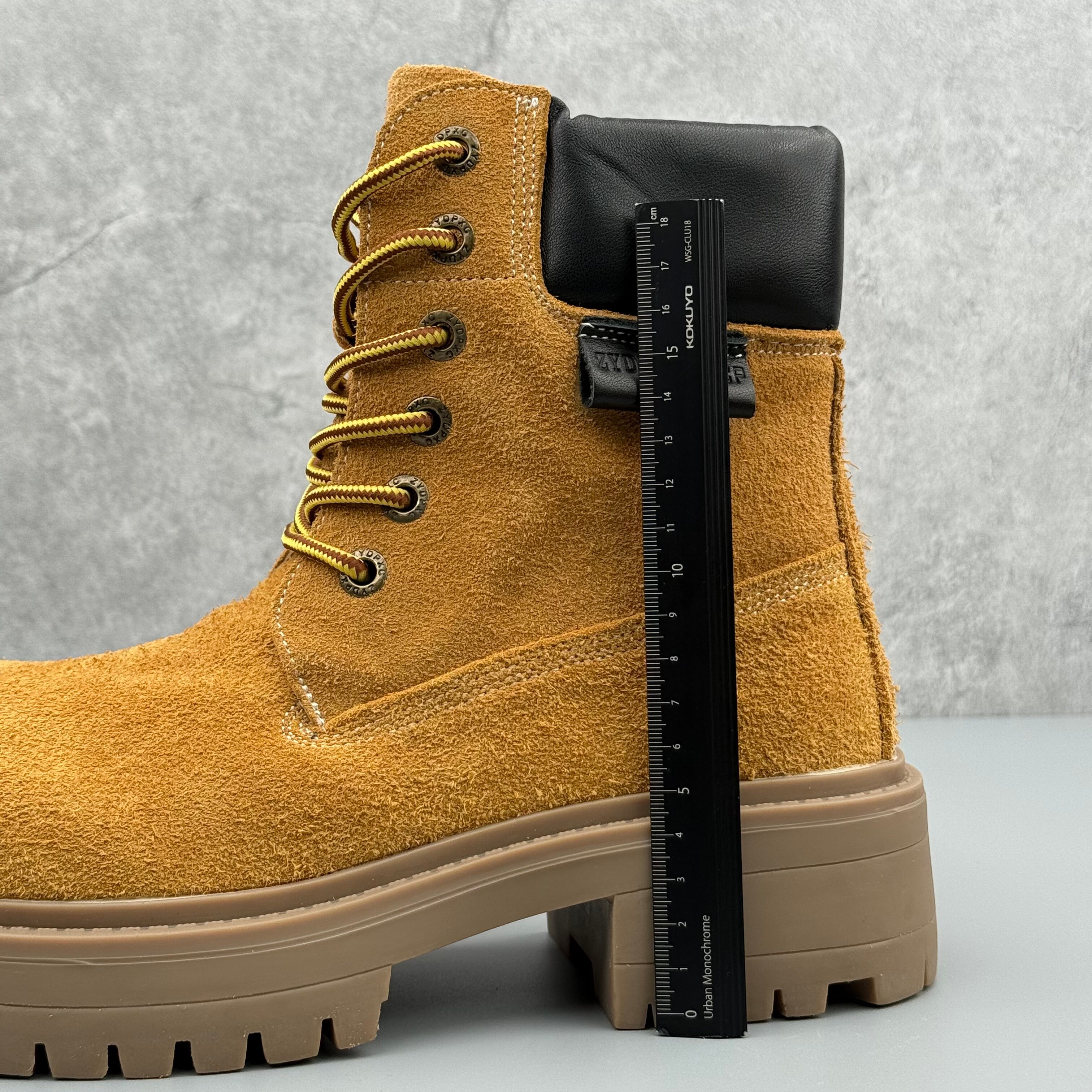 Hybriss Threadmore Apricot– Martin Boots in English style