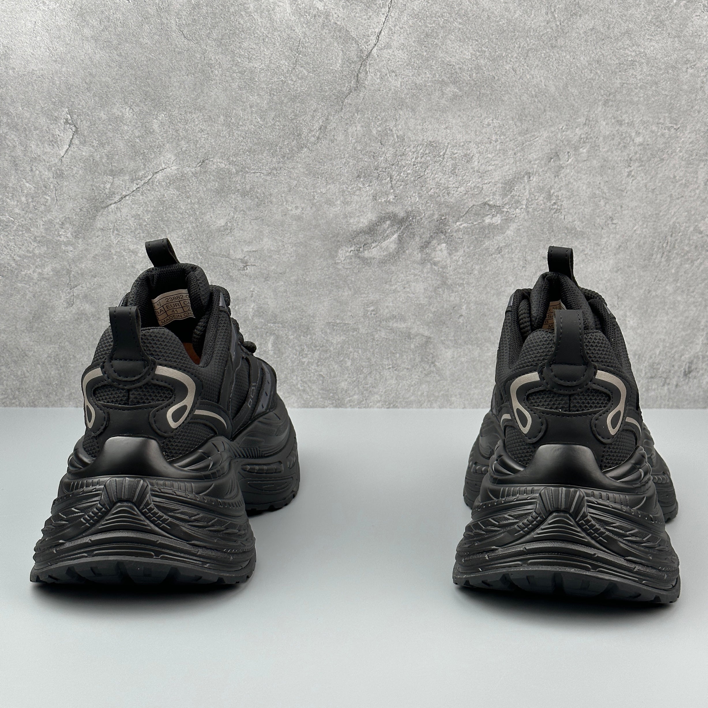 Hybriss ElevateMesh Black– Youth Dad Shoes