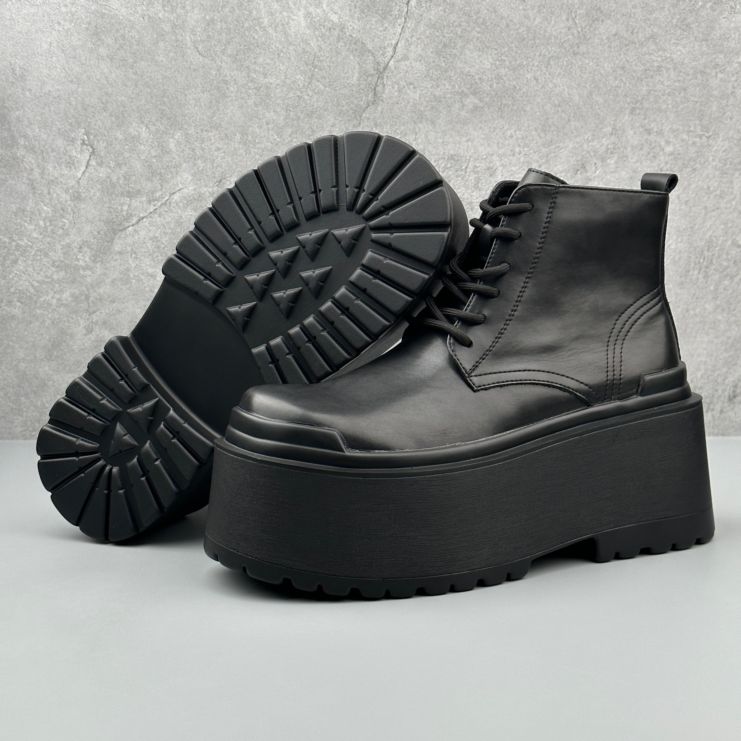 Hybriss Ascend– European Style Martin Boots