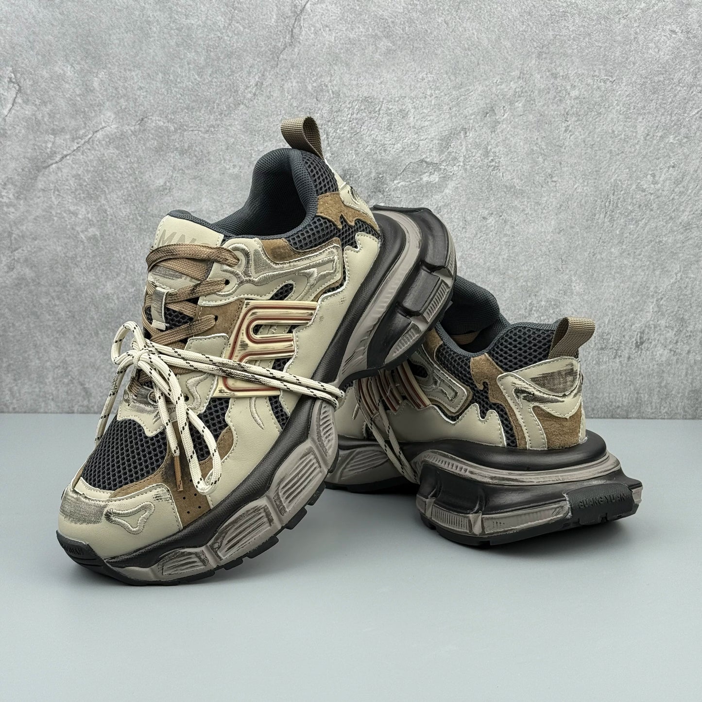 HYBRISS RELIC RUNNER