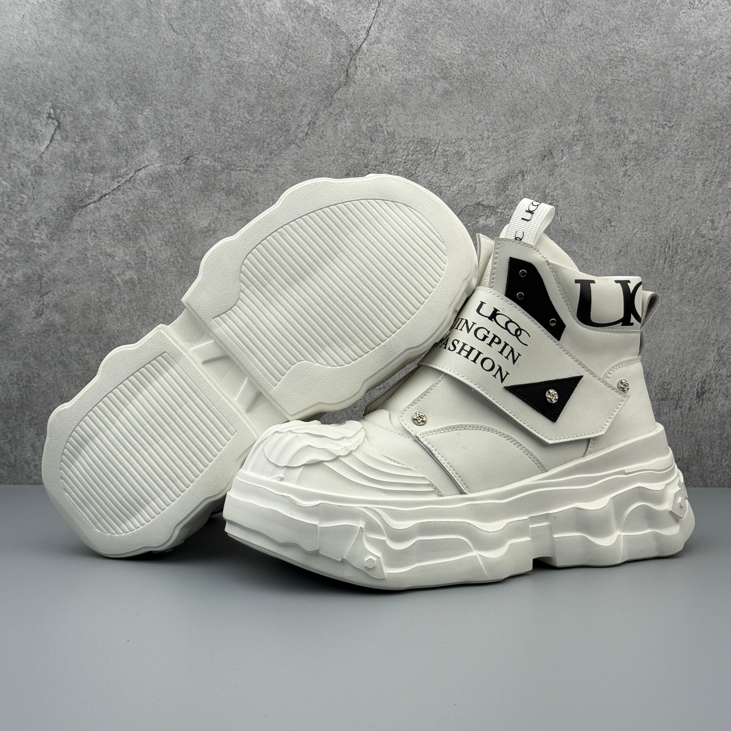 Hybriss Core– Minimalist Martin Boots