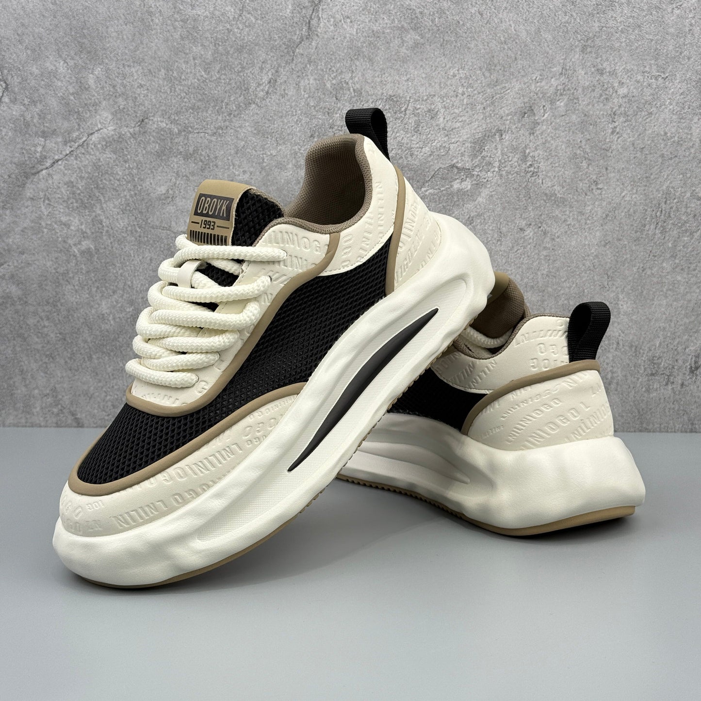 Hybriss Retro Wave Chunky Runner Sneaker