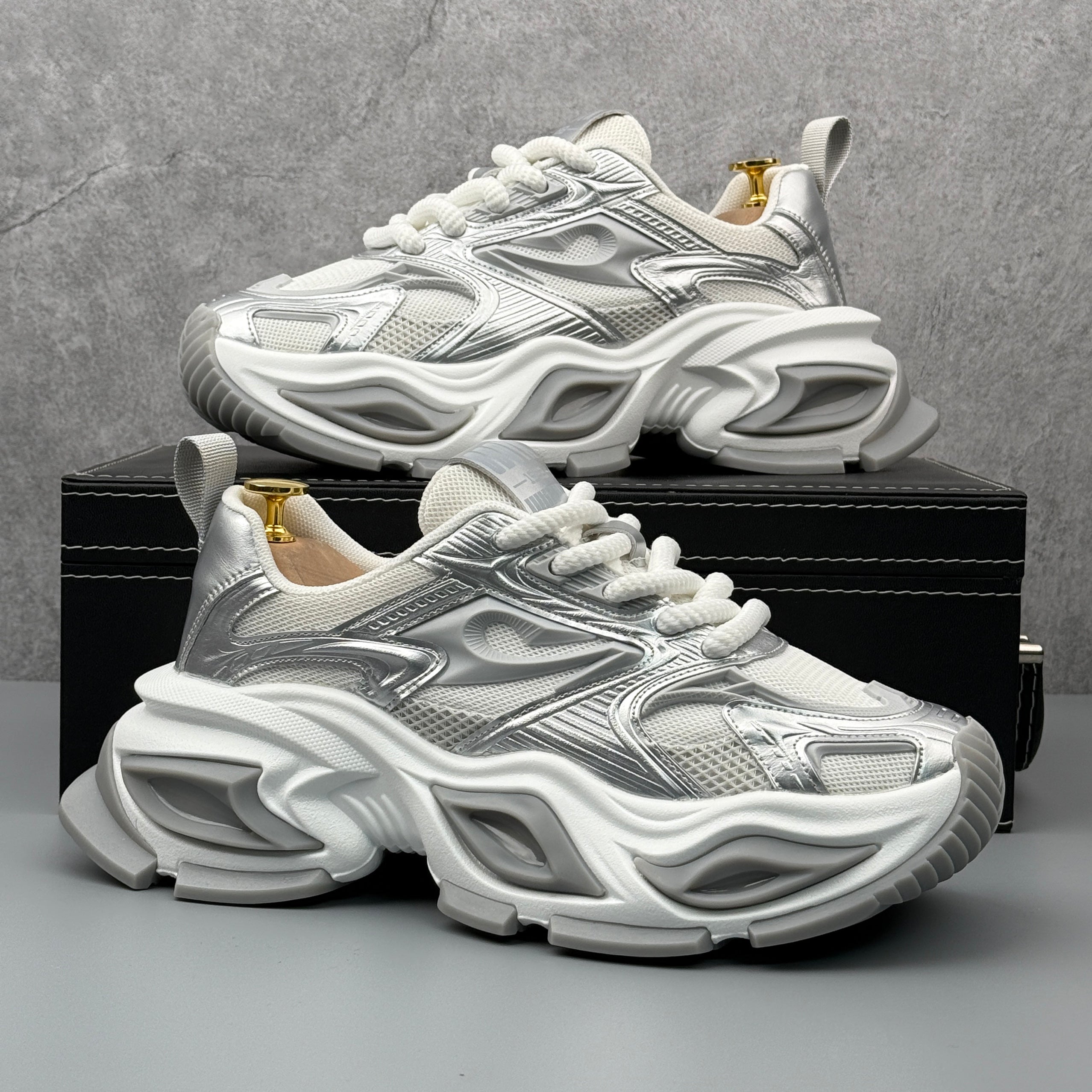 Hybriss ColorMatch – Mixed‑Material Dad Shoes