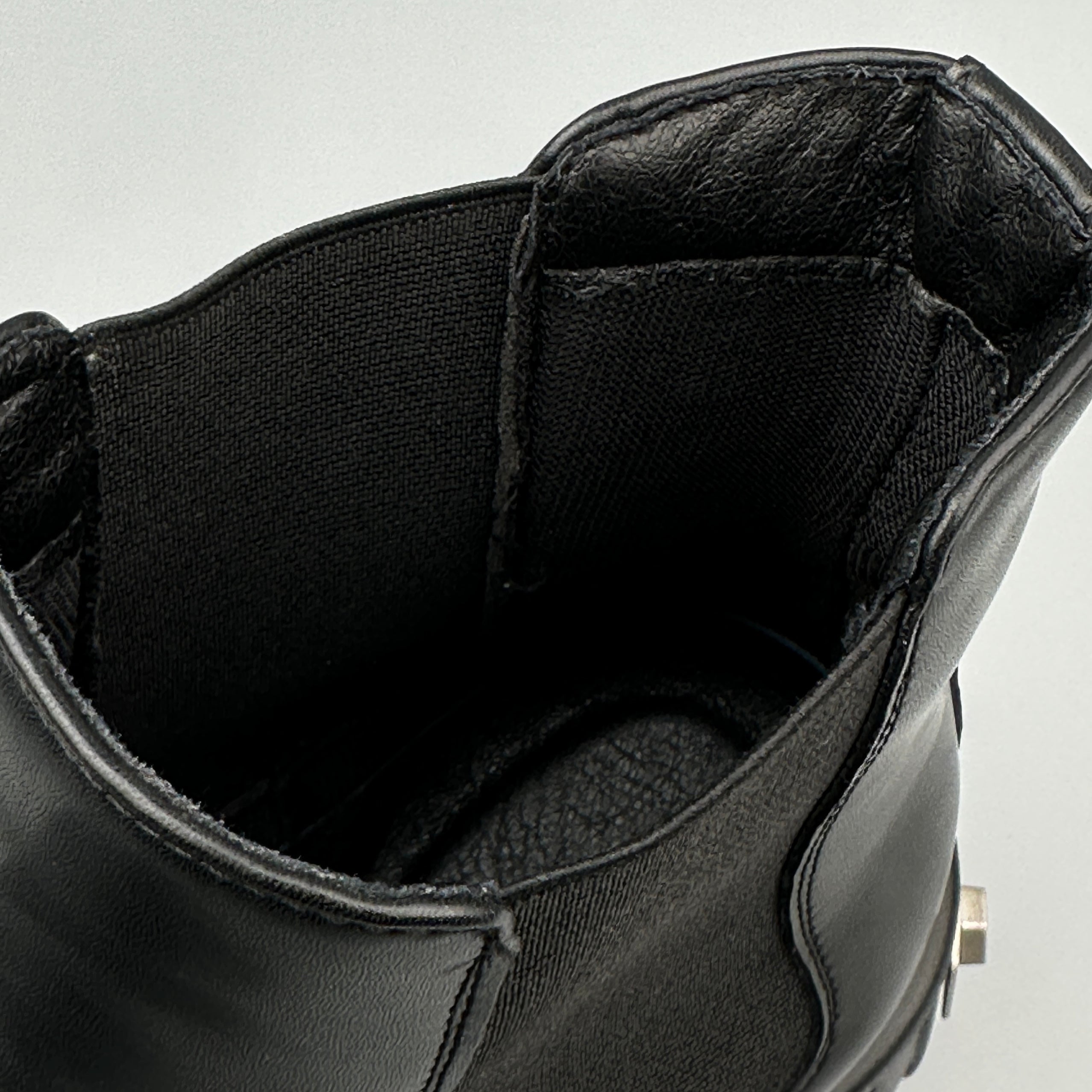 Hybriss Havoc– Punk Chelsea Boots