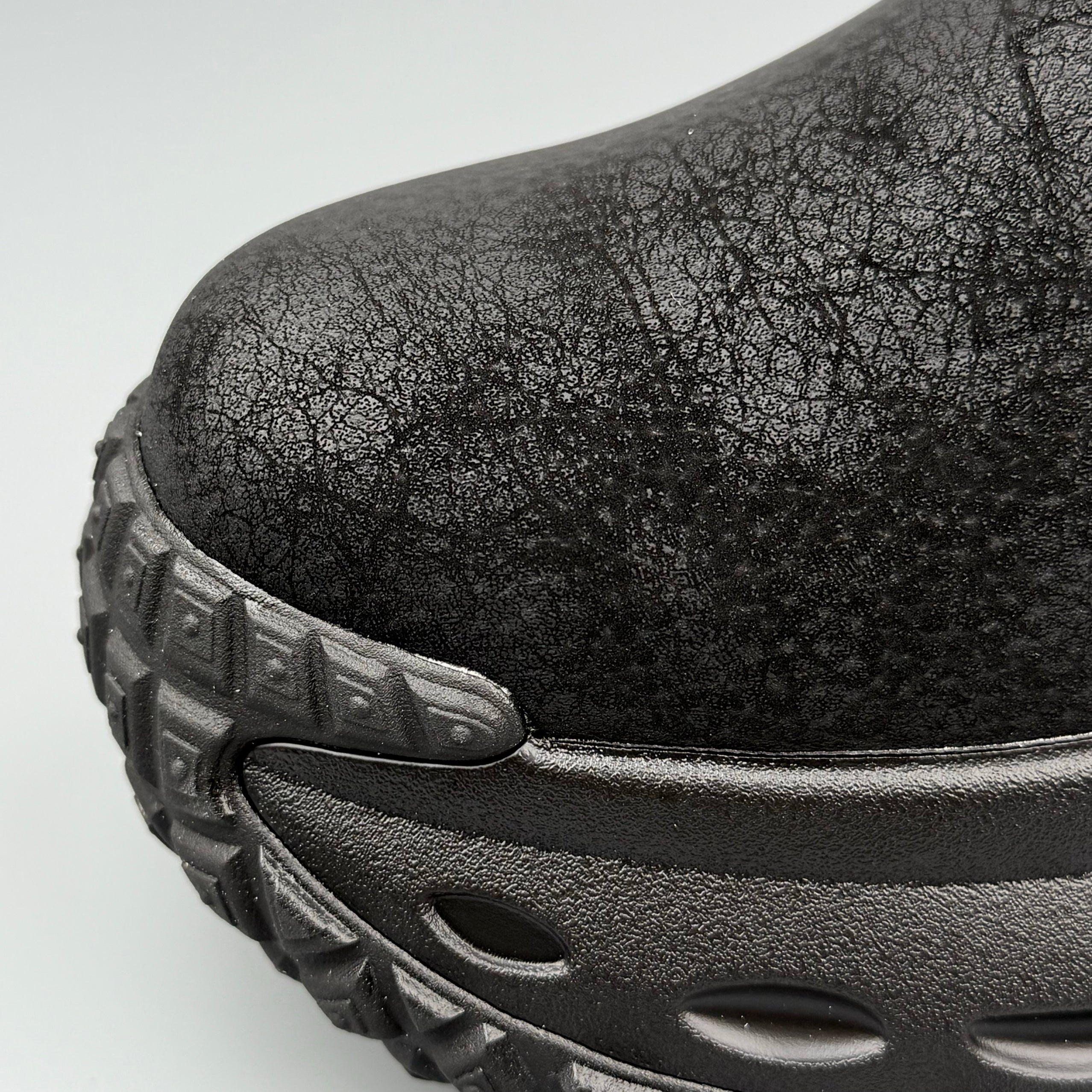 Hybriss Elevate– Retro Futuristik Cargo Boots