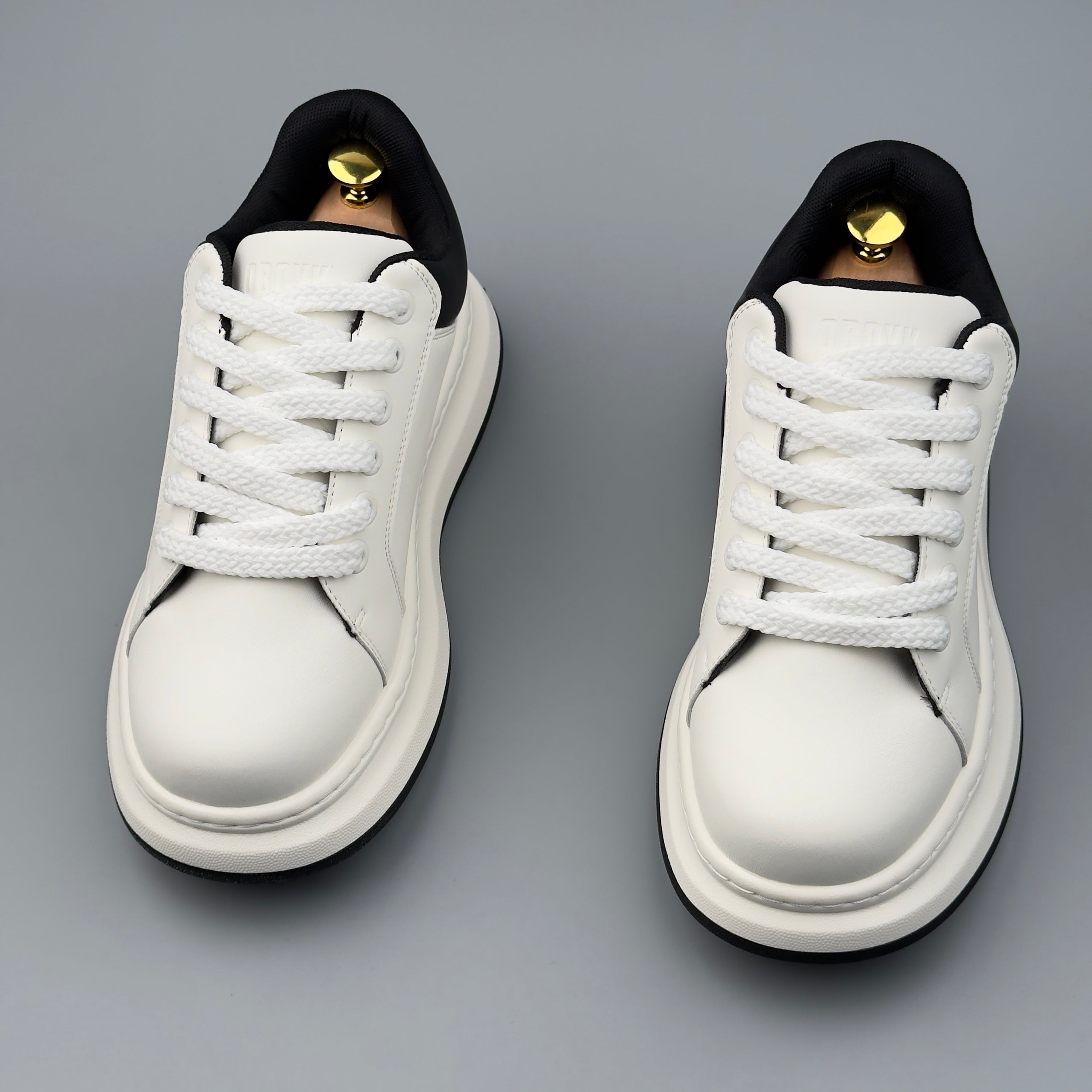 Hybriss SimpleCore Black White– PU & Mikrofaserleder White Shoes