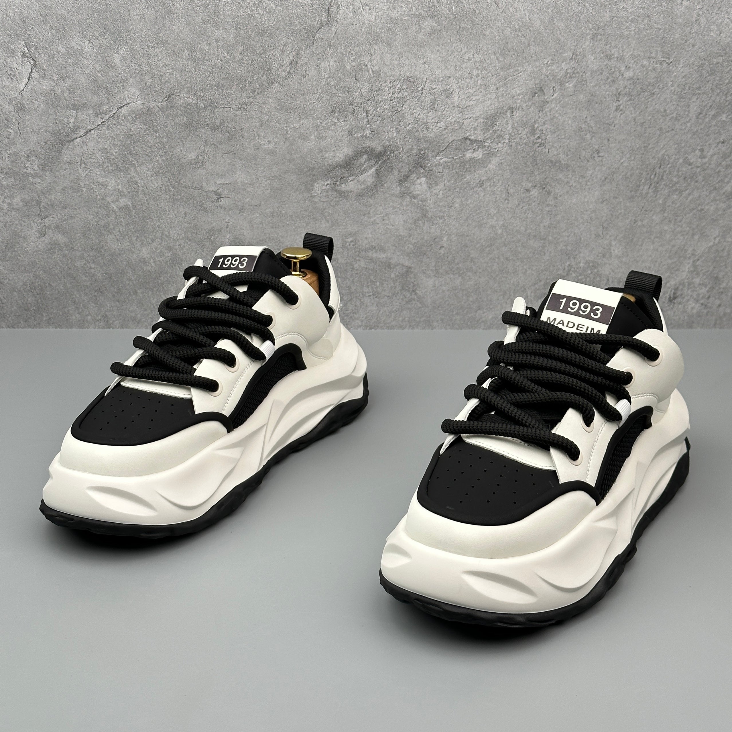 Hybriss PureStep   Black White– Youth Trend White Shoes