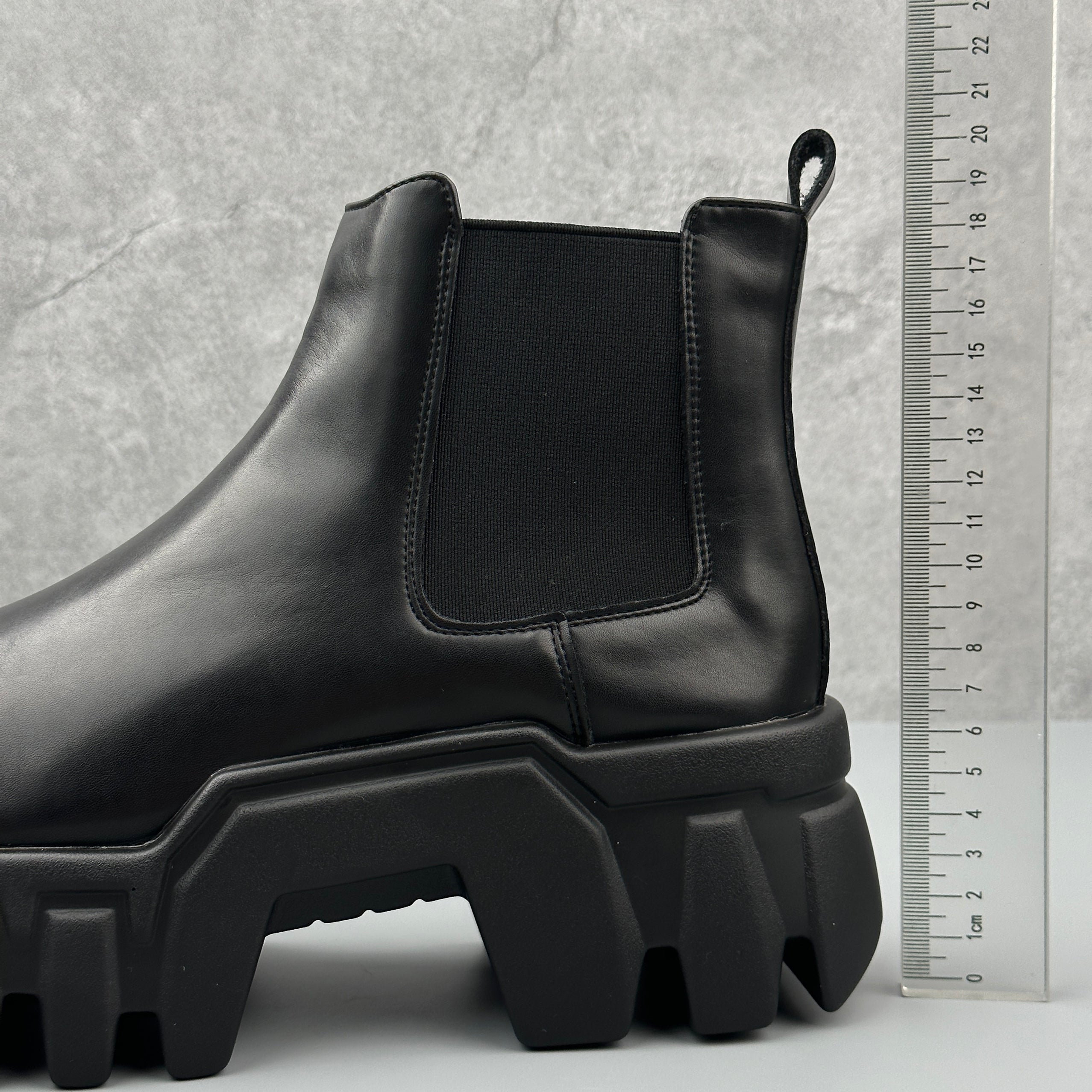 Hybriss Eclipse– Chelsea Boots